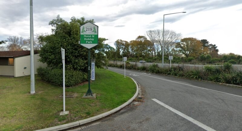 219 On Johns Motel and Holiday Park – closed