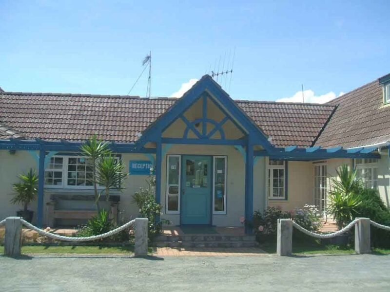 Byrons Resort