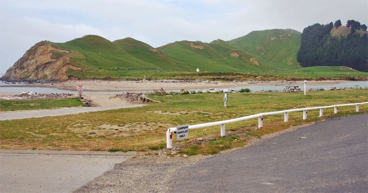 Kairakau Beach Camp