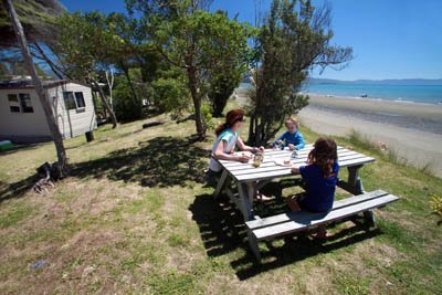 Pohara Beach Top 10 Holiday Park