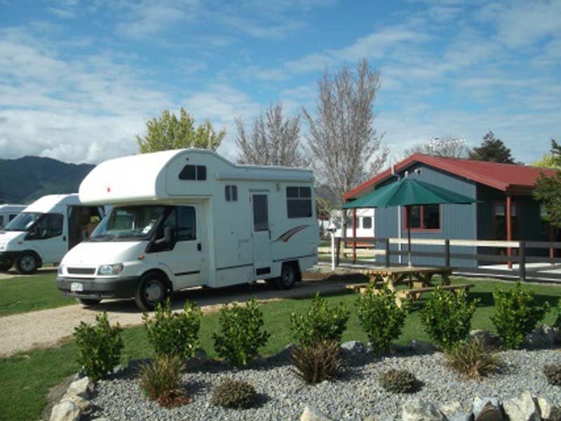 Queen Street Holiday Park