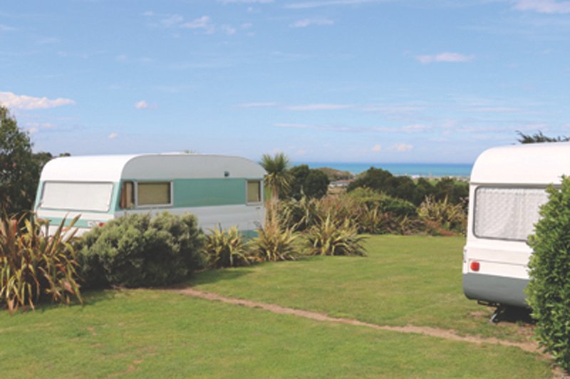 Riverton Holiday Park