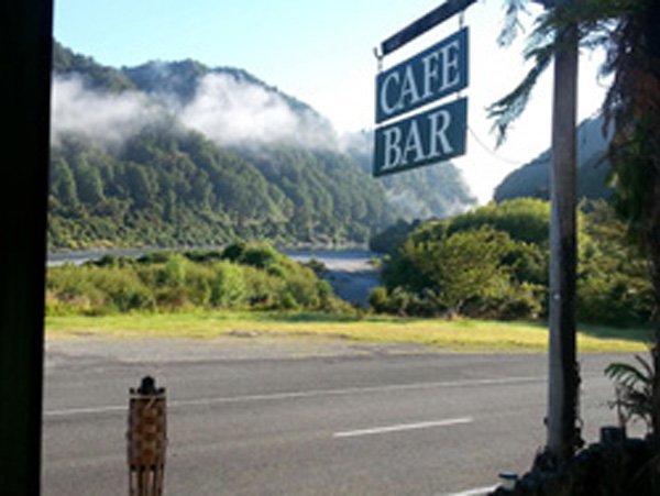 Berlins Cafe & Bar Restaurant