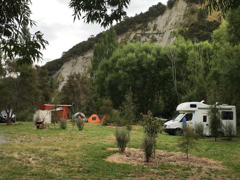 Waiwhenua Farmstay and River Park.